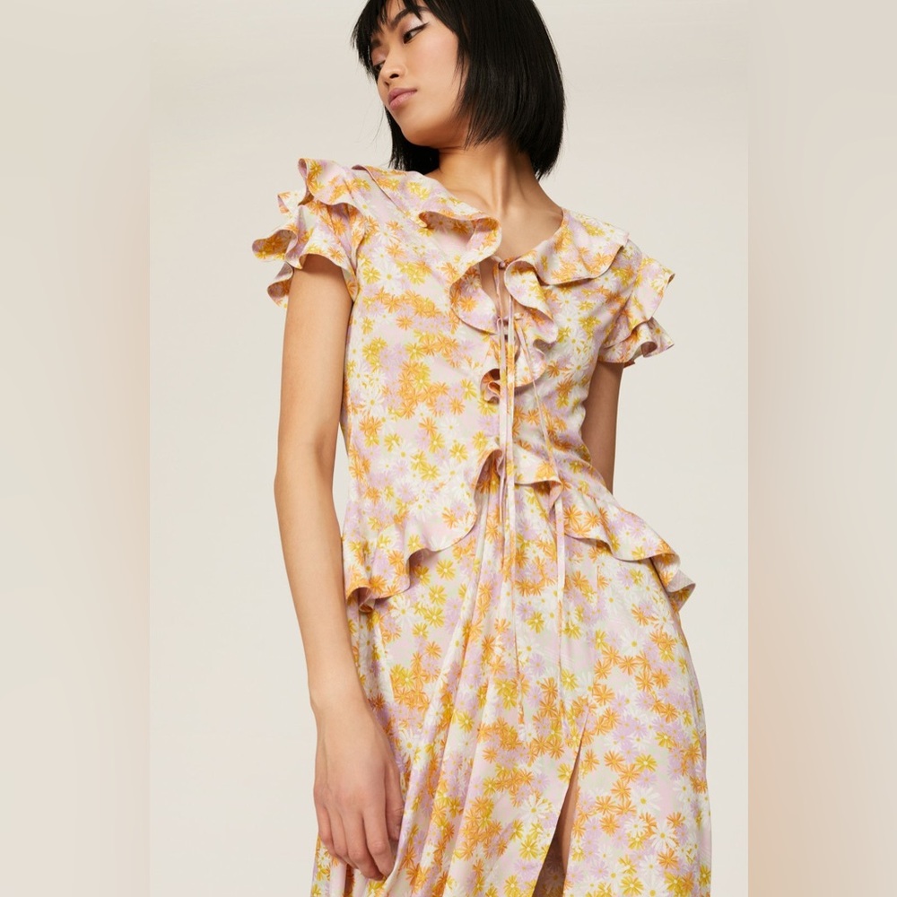 Rokh Ruffle‎ Ribbon Dress - Picture 2 of 12